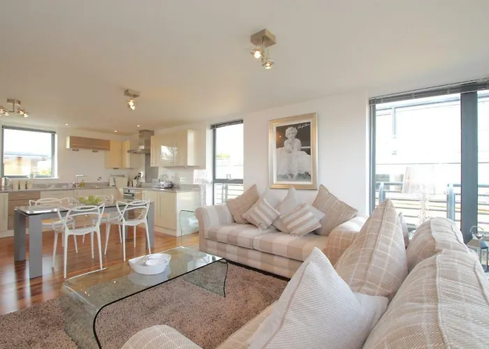 Oxfordshire Living - The Monroe Apartment - Oxford