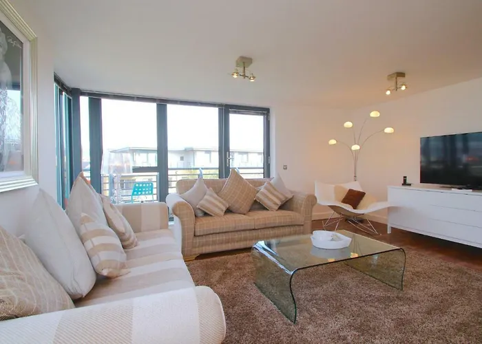 Oxfordshire Living - The Monroe Apartment - Oxford