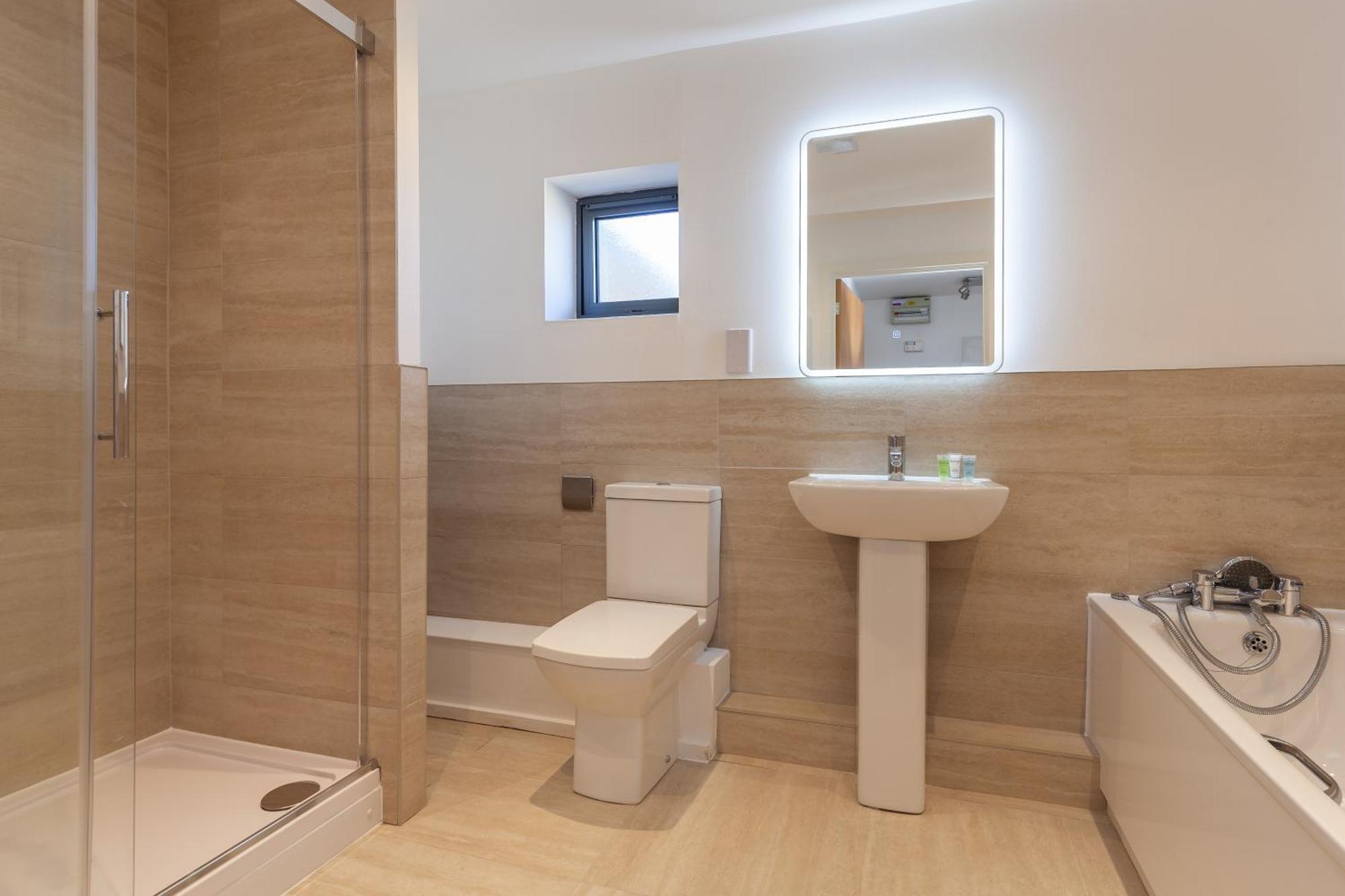 Oxfordshire Living - The Monroe - Апартаменты *