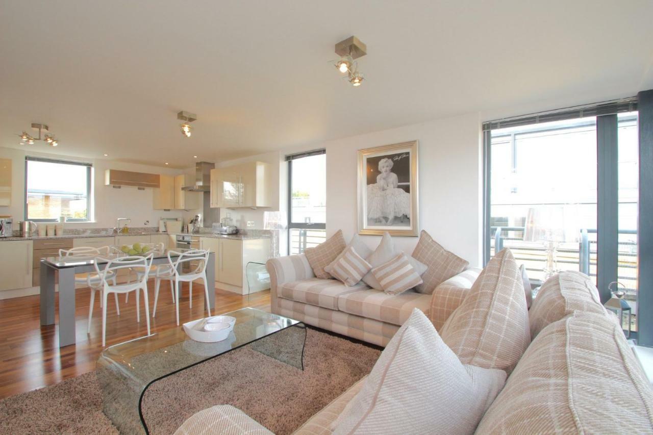 Oxfordshire Living - The Monroe - * Oxford